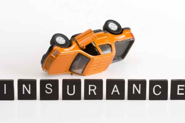 Car Insurance Broker vs Direct